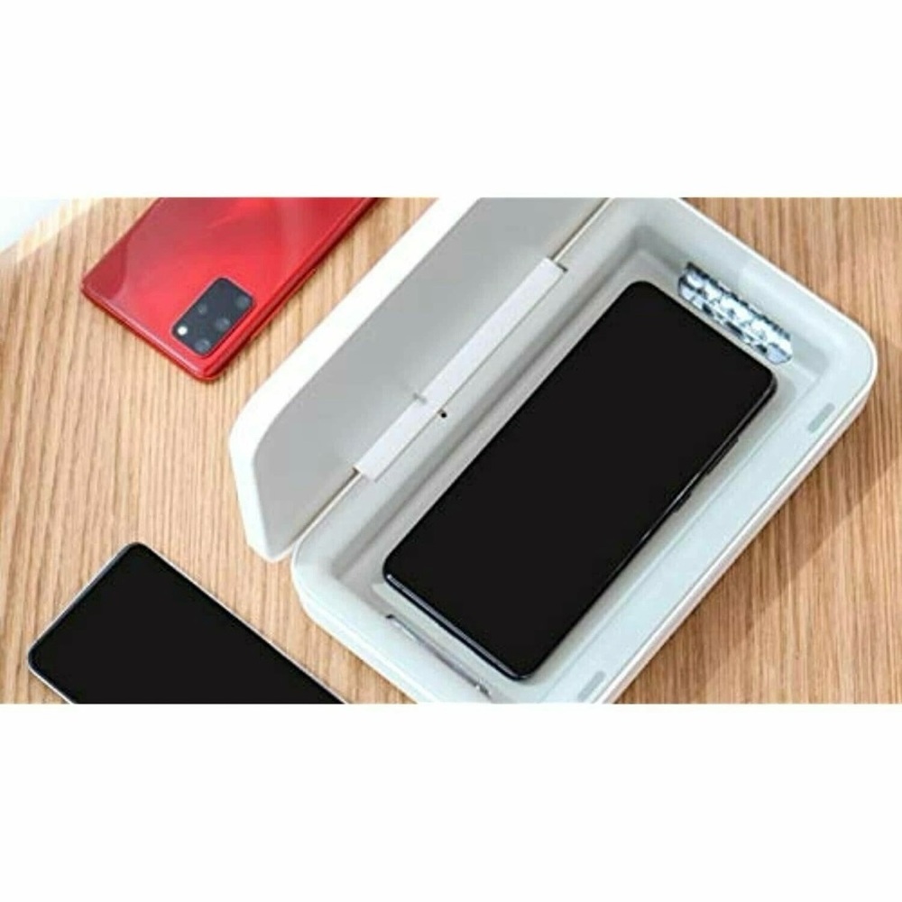 Samsung Electronics Qi Wireless Charger & UV Sanitizer US Version GP-TOU020SACWU